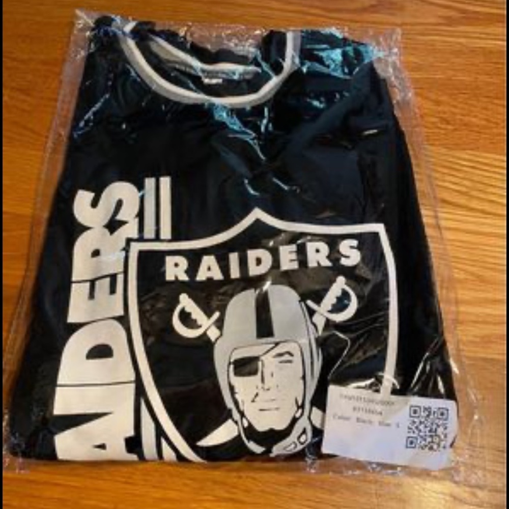 Raider's Sweatshirt, Size Small